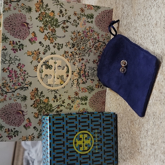 Tory Burch Jewelry - Tory Burch small studs